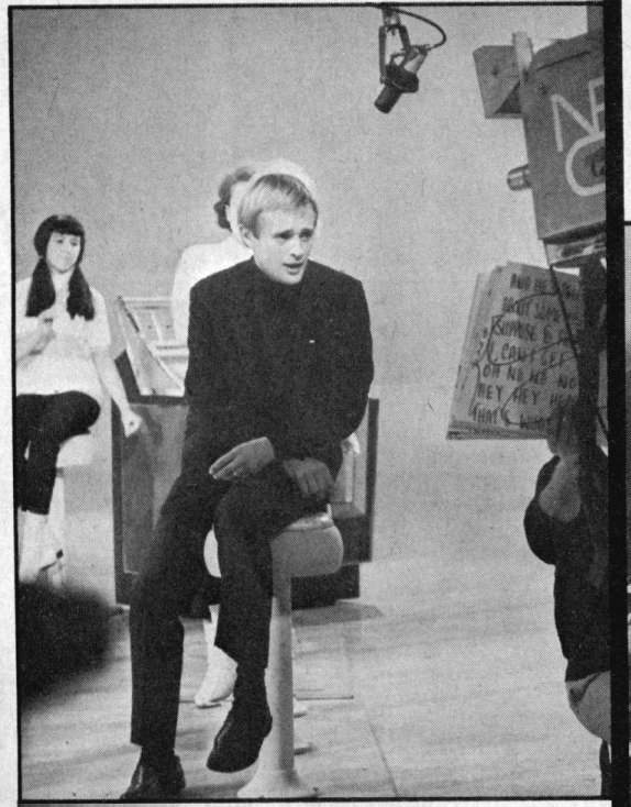 http://www.davidmccallumfansonline.com/hullaballoo2.jpg
