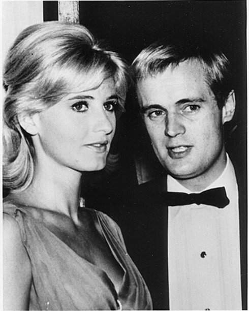http://www.davidmccallumfansonline.com/migiwa6.jpg